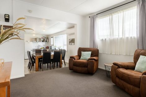 Photo of property in 828b Papamoa Beach Road, Papamoa Beach, Papamoa, 3118