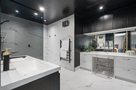 Photo of property in 20 Baltic Place, Northwood, Christchurch, 8051