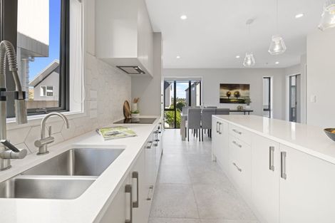 Photo of property in 20a Waterloo Street, Howick, Auckland, 2014