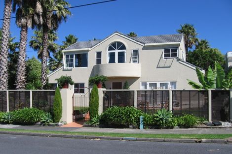 Photo of property in 1/34 Oban Road, Browns Bay, Auckland, 0630