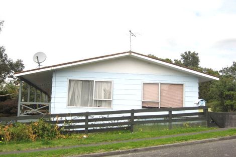 Photo of property in 9 Shaldon Crescent, Blagdon, New Plymouth, 4310