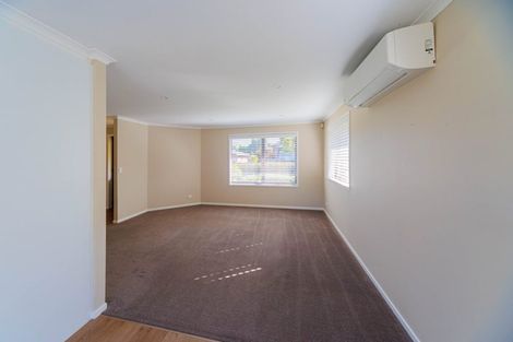 Photo of property in 5 Valley Fields Place, Pukekohe, 2120