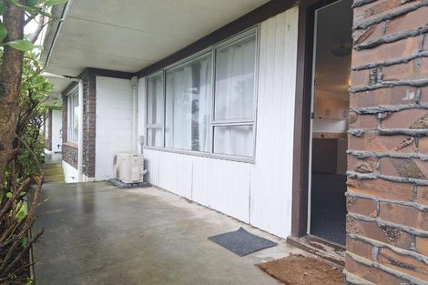 Photo of property in 1/468 Swanson Road, Ranui, Auckland, 0612