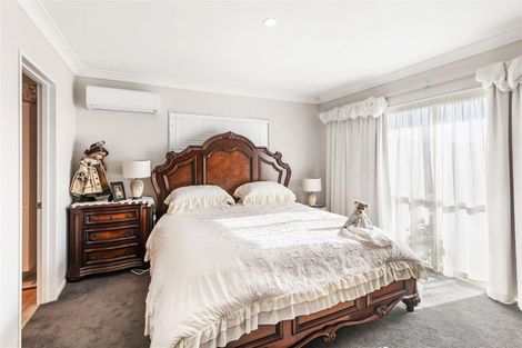 Photo of property in 5 Amoka Crescent, Parklands, Christchurch, 8083