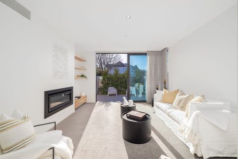 Photo of property in 140b Glandovey Road, Strowan, Christchurch, 8052