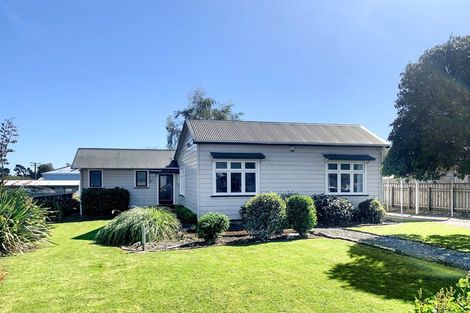 Photo of property in 16 Dublin Street, Dannevirke, 4930