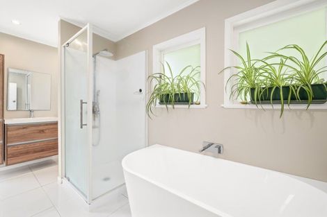 Photo of property in 18b Basley Road, Owhata, Rotorua, 3010