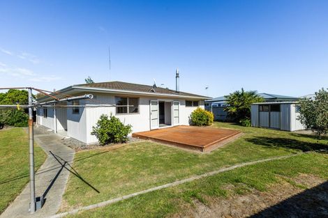 Photo of property in 41 Wynyard Crescent, Tamatea, Napier, 4112