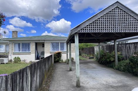 Photo of property in 33a-b Clevedon Road, Papakura, 2110