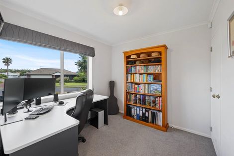 Photo of property in 1/19 Edendale Road, Somerville, Auckland, 2014