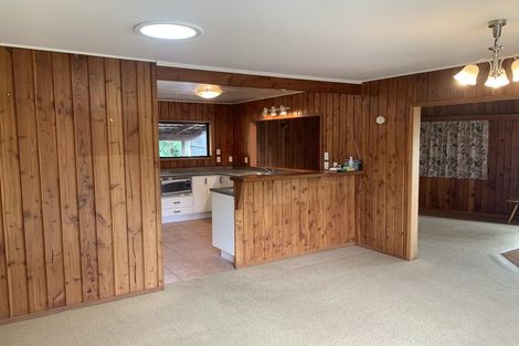 Photo of property in 1/52 Cresta Avenue, Beach Haven, Auckland, 0626