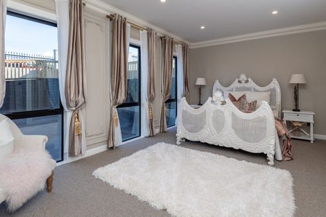 Photo of property in 83 Griggs Road, East Tamaki Heights, Auckland, 2016