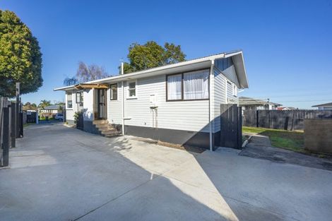 Photo of property in 27 Jupiter Street, Rosehill, Papakura, 2113