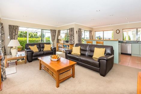 Photo of property in 25 Admiralty Rise, Gulf Harbour, Whangaparaoa, 0930