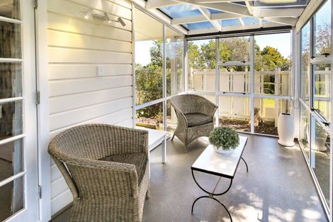 Photo of property in 234 Kawiu Road, Levin, 5510