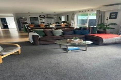 Photo of property in 6 Elizabeth Street, Cambridge, 3434