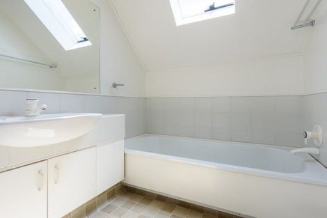 Photo of property in 13/14 Harriett Street, Thorndon, Wellington, 6011