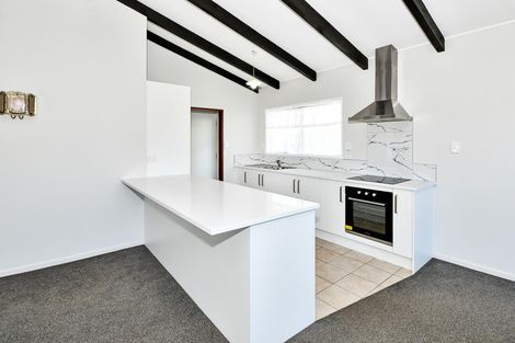 Photo of property in 2/162 Porchester Road, Papakura, 2110