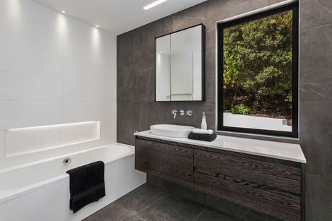 Photo of property in 15 Woodlau Rise, Huntsbury, Christchurch, 8022