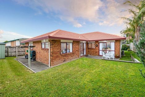 Photo of property in 15 Jelicich Court, Henderson, Auckland, 0612