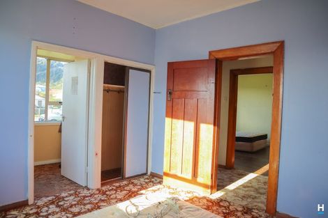 Photo of property in 60 Bright Street, Cobden, Greymouth, 7802