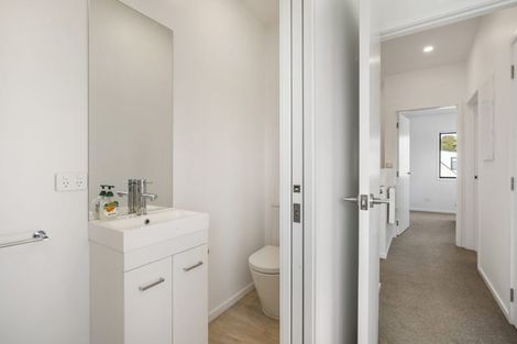 Photo of property in 7/60 Hepburn Road, Glendene, Auckland, 0602