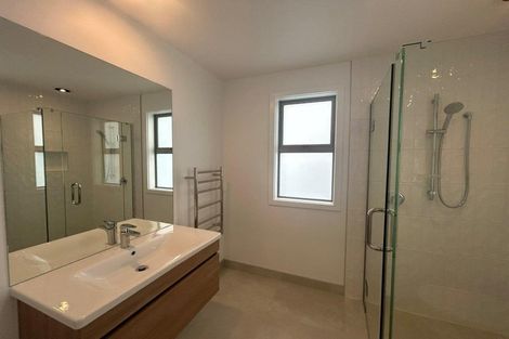 Photo of property in 21 Bill Miller Drive, Papamoa, 3118