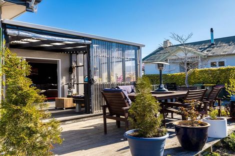 Photo of property in 16 Coronation Street, Waimate, 7924