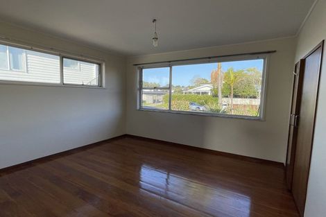 Photo of property in 17 Uppingham Crescent, Hillcrest, Auckland, 0627