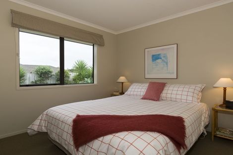 Photo of property in 8 Olive Close, Omokoroa, 3114