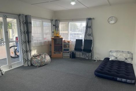 Photo of property in 11b Inver Street, Glen Eden, Auckland, 0602