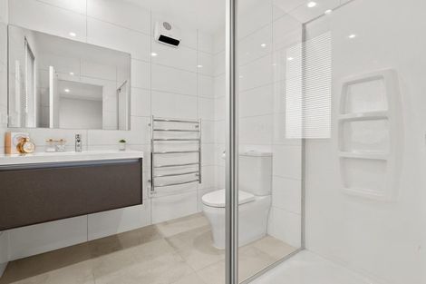 Photo of property in 30 Matairangi Avenue, Totara Heights, Auckland, 2105