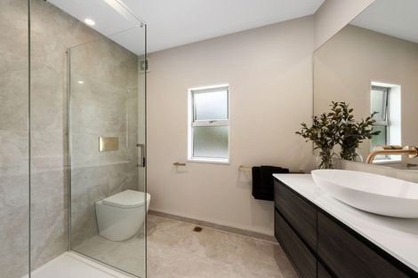 Photo of property in 51 Oxley Avenue, St Albans, Christchurch, 8014