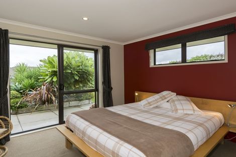 Photo of property in 8 Olive Close, Omokoroa, 3114