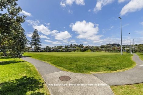 Photo of property in 1/86 Bay Street, Red Beach, 0932