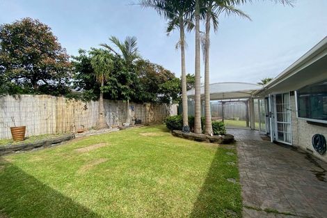 Photo of property in 11 Bexley Place, Pahurehure, Papakura, 2113