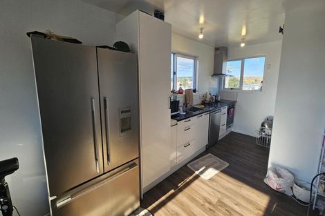 Photo of property in 77 Mould Street, Waitara, 4320