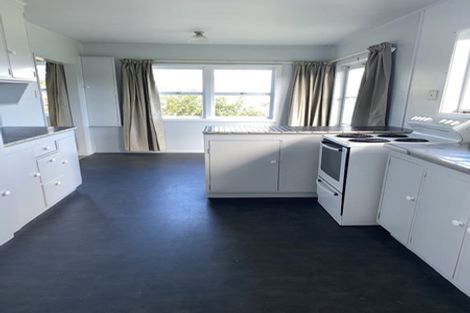 Photo of property in 122 George Street, Hikurangi, 0114