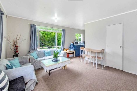 Photo of property in 15 Universal Drive, Henderson, Auckland, 0610
