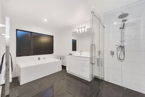 Photo of property in 19 Montrose Crescent, Huntington, Hamilton, 3210