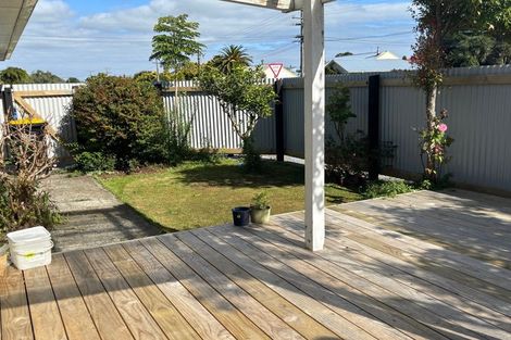 Photo of property in 143 Queen Street, Westport, 7825