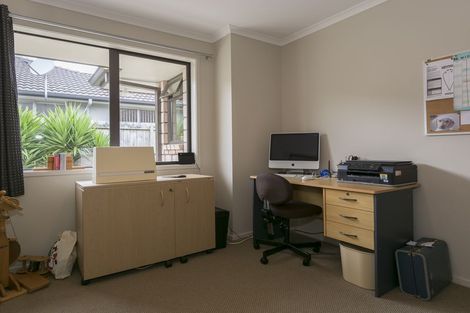 Photo of property in 8 Olive Close, Omokoroa, 3114