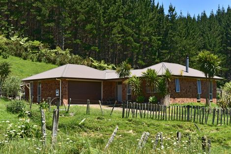 Photo of property in 370 Lowe Road, Hikurangi, 0181