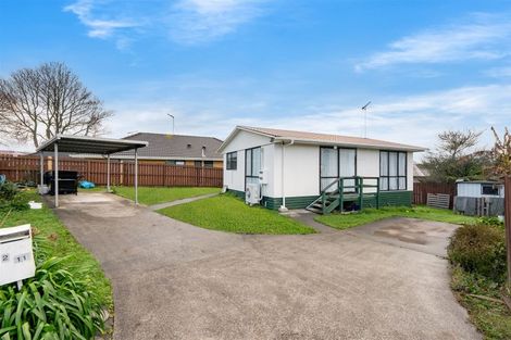 Photo of property in 2/11 Nearco Street, Randwick Park, Auckland, 2105
