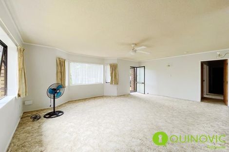 Photo of property in 2/17 Queen Mary Avenue, New Lynn, Auckland, 0600