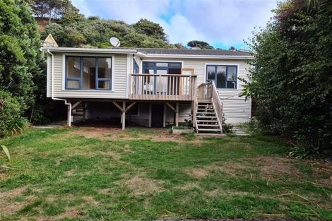 Photo of property in 25 Pinnacle Street, Seatoun, Wellington, 6022