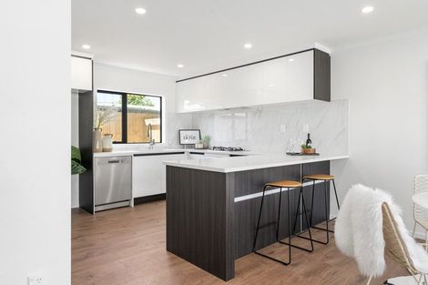 Photo of property in 2/20 Young Street, Claudelands, Hamilton, 3214