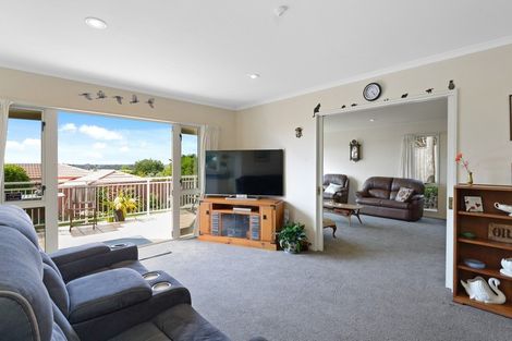 Photo of property in 4 Uldale Place, Westmorland, Christchurch, 8025