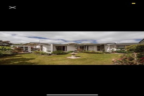 Photo of property in 100 Churton Drive, Churton Park, Wellington, 6037