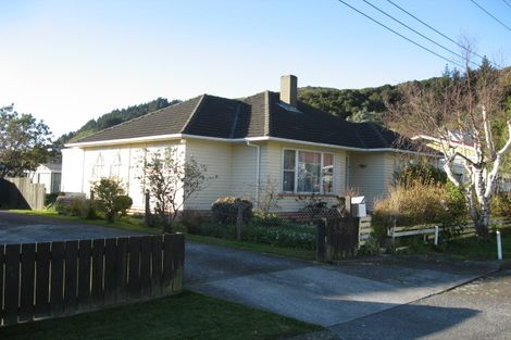 Photo of property in 42 Mckillop Street, Wainuiomata, Lower Hutt, 5014